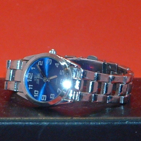 Jean Paul Accessories Womens Jean Paul Quartz Analog Watch Poshmark